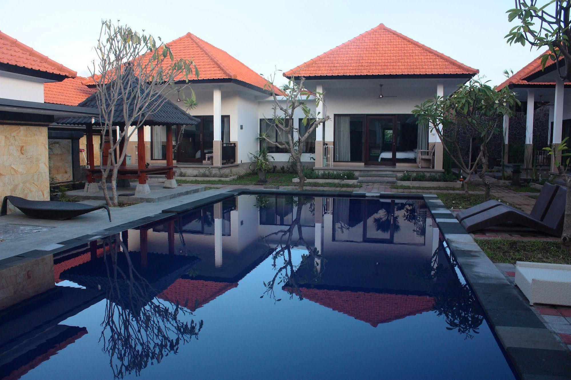 Ocean View Tulamben Dive & Resort Buitenkant foto