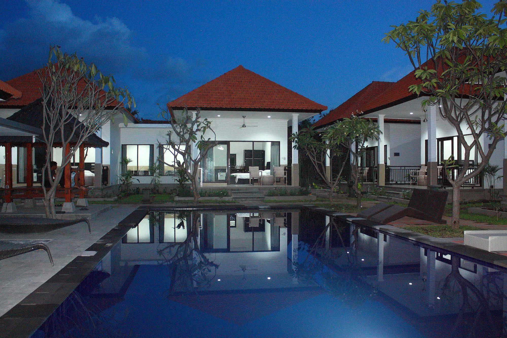 Ocean View Tulamben Dive & Resort Buitenkant foto